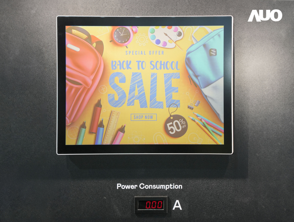 37000a威尼斯展示胆固醇液晶超低耗能户外全彩显示器，ChLC（胆固醇液晶）以双稳态技术使静态显示零功耗，具省电、高彩度、环保的特性，还整合软硬件系统解决方案，可透过单一云端平台管理