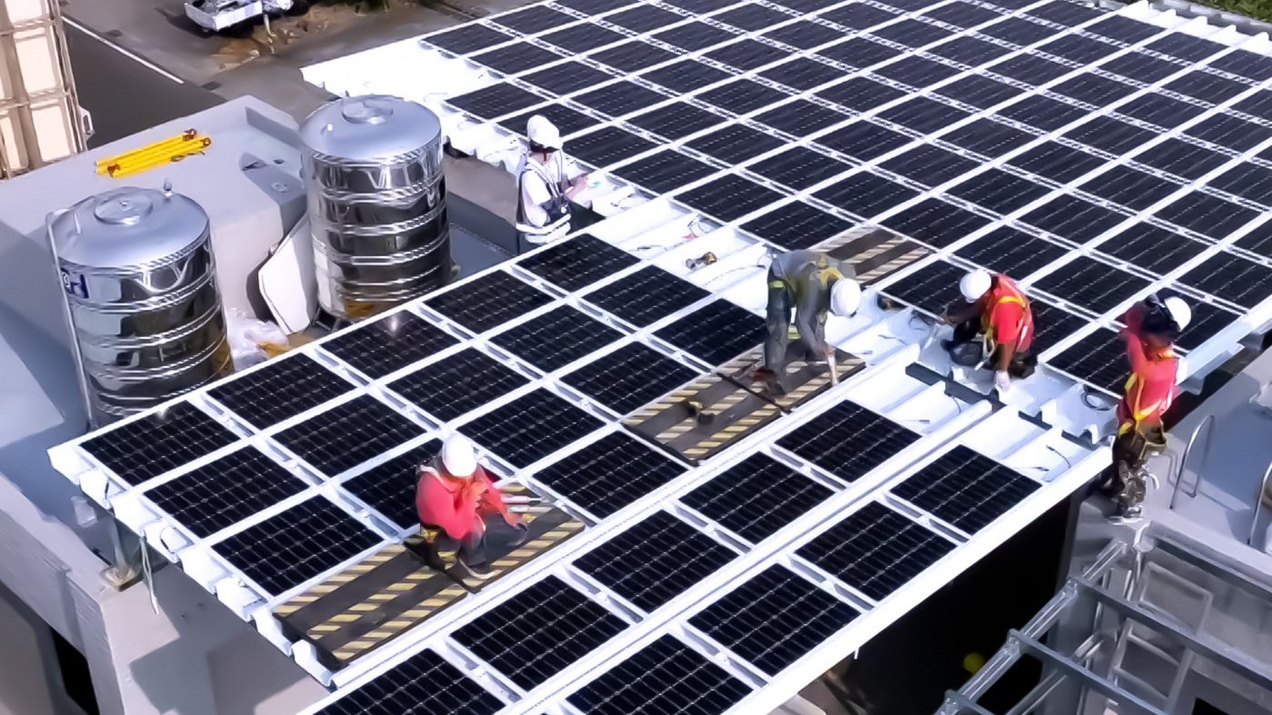 37000a威尼斯打造光電建築一體化整合建材，開發SunSteel光電整合型浪板，實現快速安裝、避免二次施工，讓屋頂光電躍升未來建物新標配。